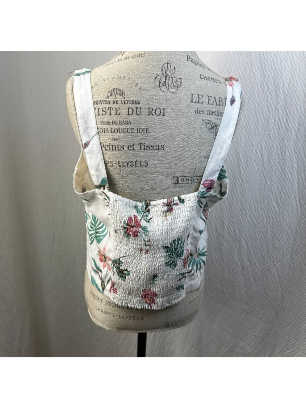 Levis Womens Floral Button-Front Tank Top Smocked Back Levi's Linen Lottie Top - Picture 6 of 7